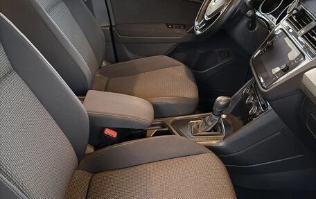Volkswagen Tiguan II, 2020 год, 2 499 000 рублей, 10 фотография