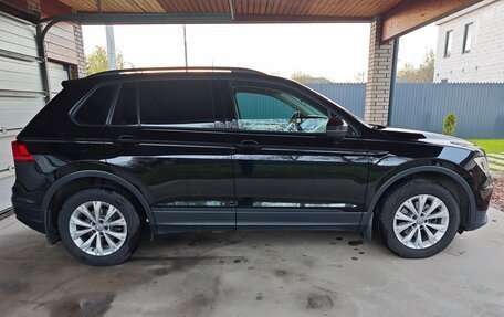 Volkswagen Tiguan II, 2020 год, 2 499 000 рублей, 5 фотография
