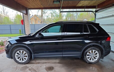 Volkswagen Tiguan II, 2020 год, 2 499 000 рублей, 3 фотография