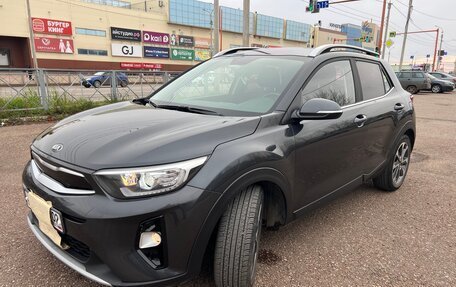 KIA Stonic, 2018 год, 1 850 000 рублей, 3 фотография