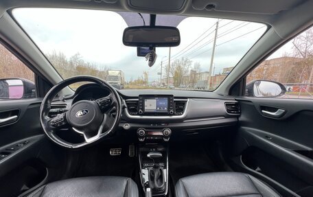 KIA Stonic, 2018 год, 1 850 000 рублей, 8 фотография