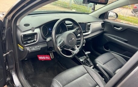 KIA Stonic, 2018 год, 1 850 000 рублей, 9 фотография