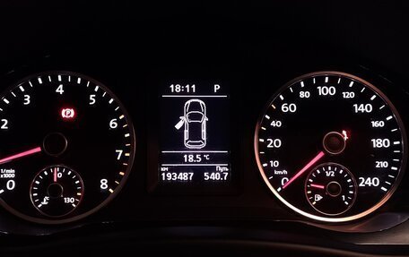 Volkswagen Tiguan I, 2015 год, 1 300 000 рублей, 10 фотография
