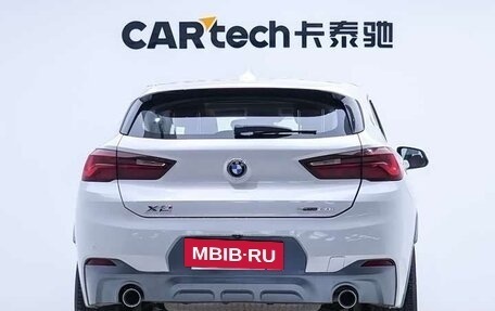 BMW X2, 2021 год, 1 800 000 рублей, 4 фотография