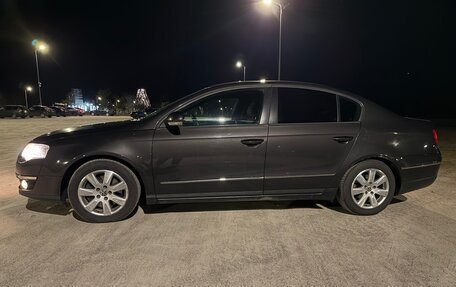 Volkswagen Passat B6, 2005 год, 780 000 рублей, 3 фотография