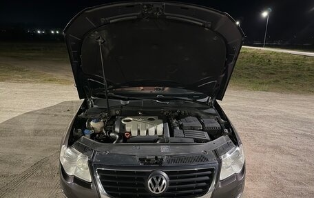 Volkswagen Passat B6, 2005 год, 780 000 рублей, 11 фотография