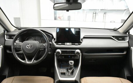 Toyota RAV4, 2020 год, 3 435 000 рублей, 9 фотография
