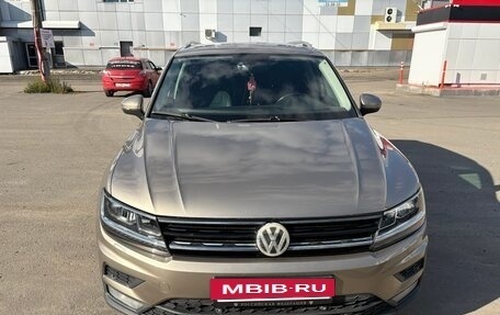 Volkswagen Tiguan II, 2018 год, 2 070 000 рублей, 9 фотография