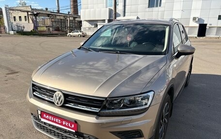 Volkswagen Tiguan II, 2018 год, 2 070 000 рублей, 11 фотография