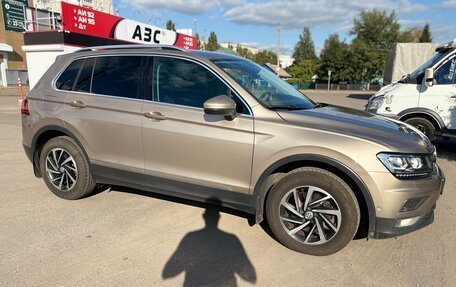 Volkswagen Tiguan II, 2018 год, 2 070 000 рублей, 22 фотография