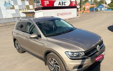Volkswagen Tiguan II, 2018 год, 2 070 000 рублей, 12 фотография