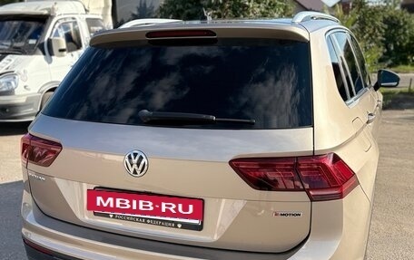 Volkswagen Tiguan II, 2018 год, 2 070 000 рублей, 15 фотография