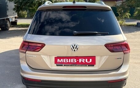 Volkswagen Tiguan II, 2018 год, 2 070 000 рублей, 16 фотография