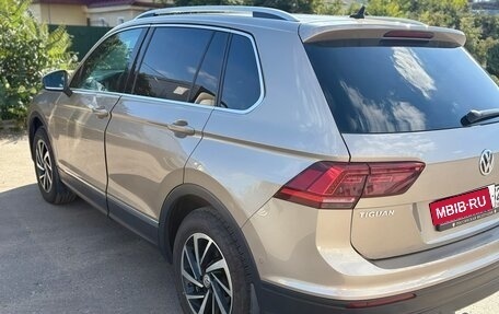 Volkswagen Tiguan II, 2018 год, 2 070 000 рублей, 18 фотография