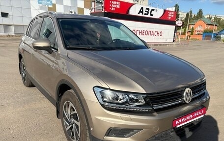 Volkswagen Tiguan II, 2018 год, 2 070 000 рублей, 13 фотография