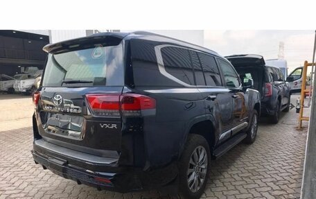 Toyota Land Cruiser, 2026 год, 30 000 000 рублей, 3 фотография