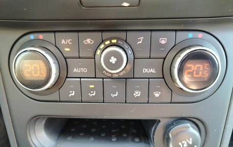 Nissan Qashqai, 2011 год, 999 000 рублей, 23 фотография