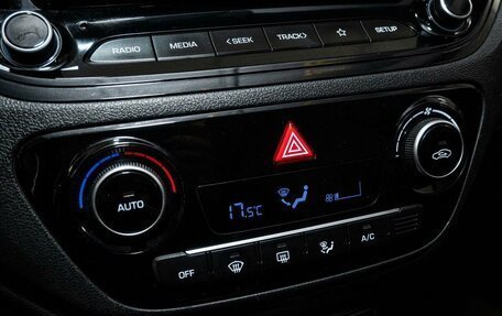 Hyundai Solaris II рестайлинг, 2021 год, 1 548 000 рублей, 11 фотография