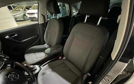 Volkswagen Polo VI (EU Market), 2017 год, 700 000 рублей, 12 фотография