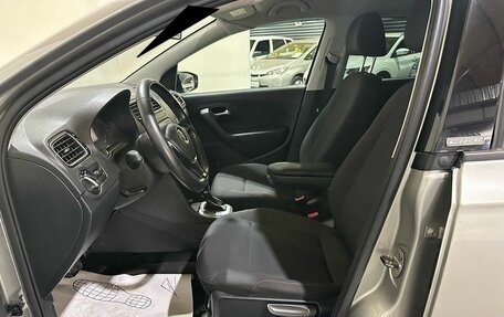 Volkswagen Polo VI (EU Market), 2017 год, 700 000 рублей, 11 фотография