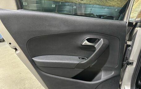 Volkswagen Polo VI (EU Market), 2017 год, 700 000 рублей, 20 фотография