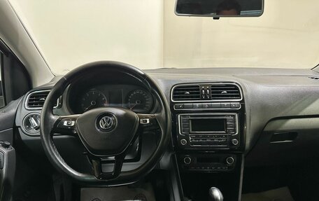 Volkswagen Polo VI (EU Market), 2017 год, 700 000 рублей, 26 фотография