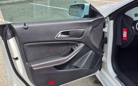 Mercedes-Benz CLA, 2015 год, 1 360 000 рублей, 14 фотография