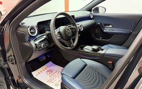 Mercedes-Benz A-Класс, 2022 год, 2 300 000 рублей, 9 фотография