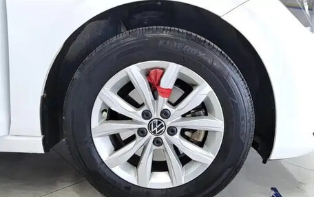 Volkswagen Polo, 2023 год, 1 080 000 рублей, 13 фотография