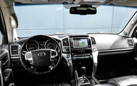 Toyota Land Cruiser 200, 2014 год, 4 429 000 рублей, 7 фотография