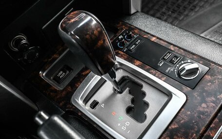 Toyota Land Cruiser 200, 2014 год, 4 429 000 рублей, 23 фотография