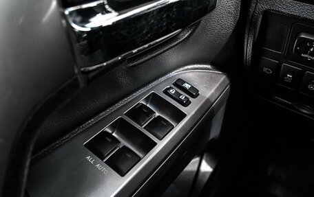 Toyota Land Cruiser 200, 2014 год, 4 429 000 рублей, 19 фотография