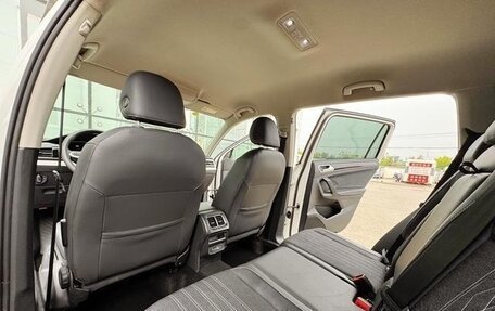 Volkswagen Tiguan II, 2023 год, 2 500 000 рублей, 13 фотография