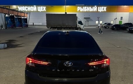 Hyundai Elantra VI рестайлинг, 2020 год, 1 550 000 рублей, 9 фотография