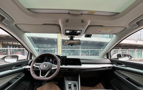 Volkswagen Golf VIII, 2021 год, 1 520 000 рублей, 6 фотография