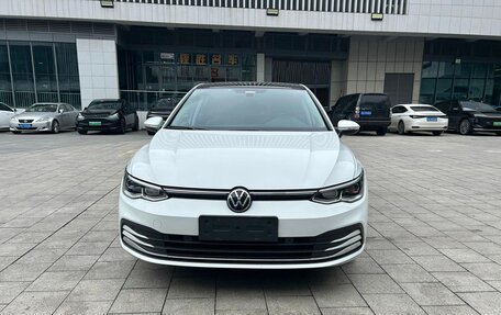 Volkswagen Golf VIII, 2021 год, 1 520 000 рублей, 2 фотография