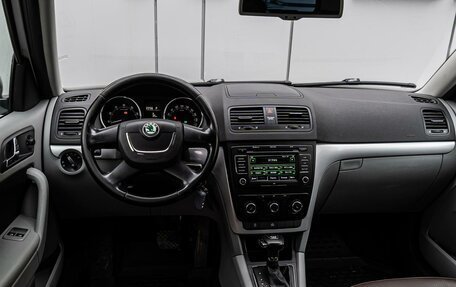 Skoda Yeti I рестайлинг, 2012 год, 1 035 000 рублей, 6 фотография