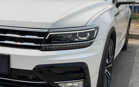 Volkswagen Tiguan II, 2023 год, 2 700 000 рублей, 6 фотография