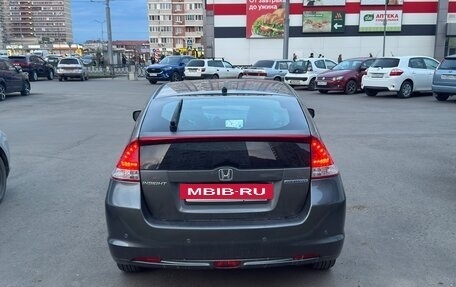 Honda Insight II рестайлинг, 2009 год, 800 000 рублей, 3 фотография