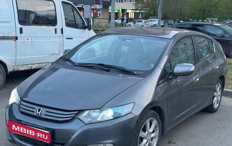 Honda Insight II рестайлинг, 2009 год, 800 000 рублей, 2 фотография