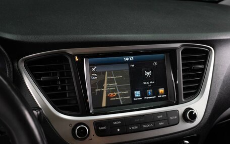 Hyundai Solaris II рестайлинг, 2018 год, 1 499 000 рублей, 15 фотография