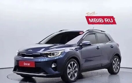 KIA Stonic, 2018 год, 1 340 000 рублей, 2 фотография