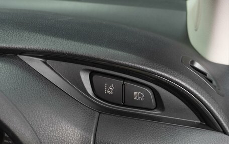 Toyota Vitz, 2019 год, 1 079 000 рублей, 16 фотография