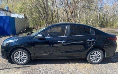 KIA Rio IV, 2021 год, 1 550 000 рублей, 2 фотография