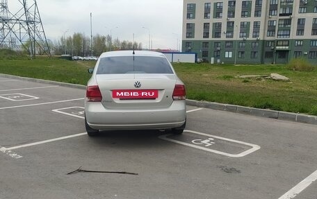 Volkswagen Polo VI (EU Market), 2011 год, 650 000 рублей, 2 фотография