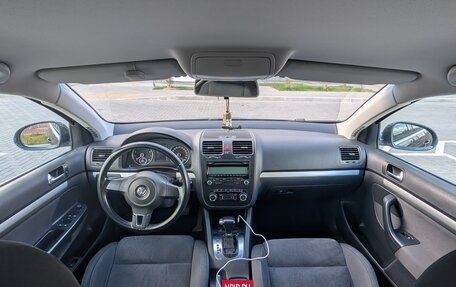 Volkswagen Jetta VI, 2010 год, 760 000 рублей, 6 фотография
