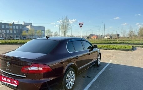 Skoda Superb III рестайлинг, 2010 год, 1 000 000 рублей, 11 фотография