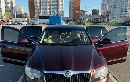 Skoda Superb III рестайлинг, 2010 год, 1 000 000 рублей, 13 фотография