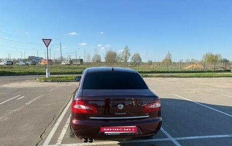 Skoda Superb III рестайлинг, 2010 год, 1 000 000 рублей, 18 фотография
