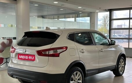 Nissan Qashqai, 2019 год, 1 985 000 рублей, 4 фотография